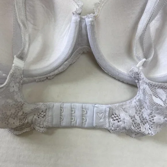 Victoria's Secret Dream Angels lined demi bra, 32C - Picture 3 of 6